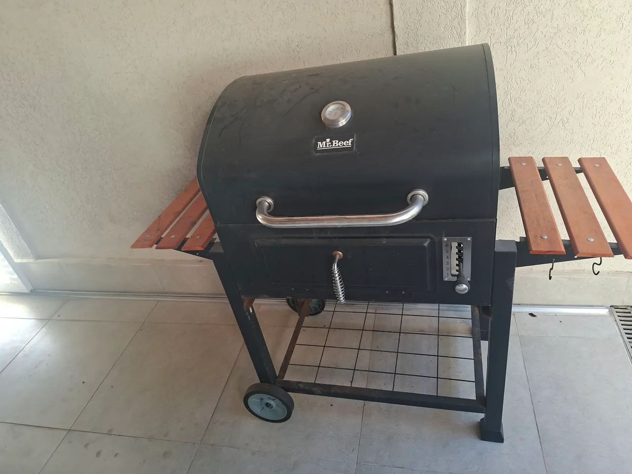 Churrasqueira Bafo com mesa.  - Foto 2