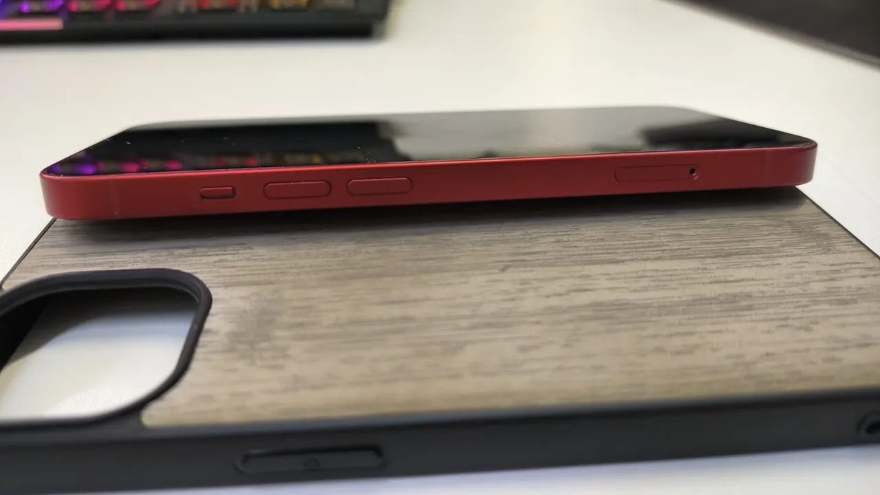 iPhone 13 256 vermelho project red - Foto 2