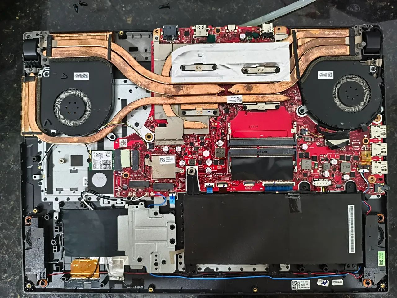 Notebook Asus Rog Strix sem funcionar. Para retirada de peças! - Foto 3