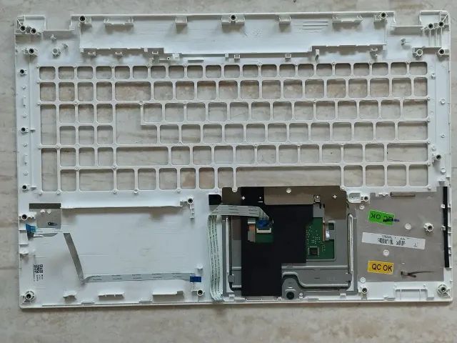 Palmrest notebook Acer Aspire E5-573-574 branco usado. - Foto 3