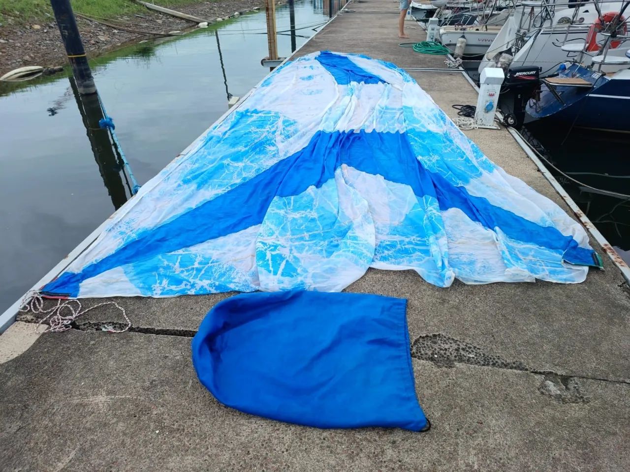 Vela Balão para veleiro de 23 Pés 