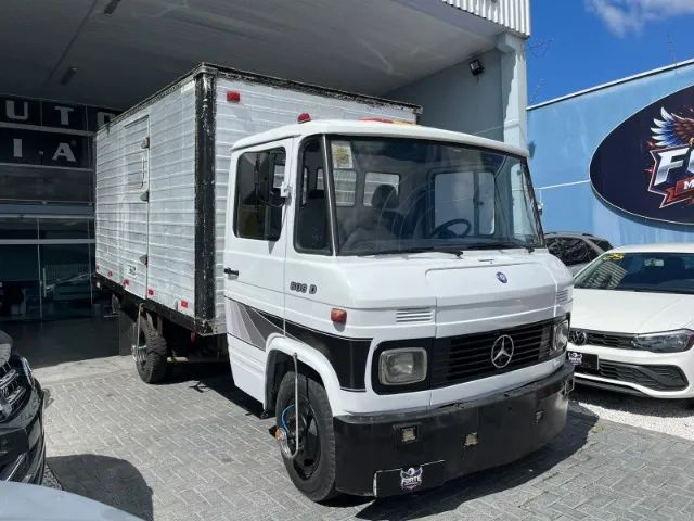 M B 608E - Foto 2