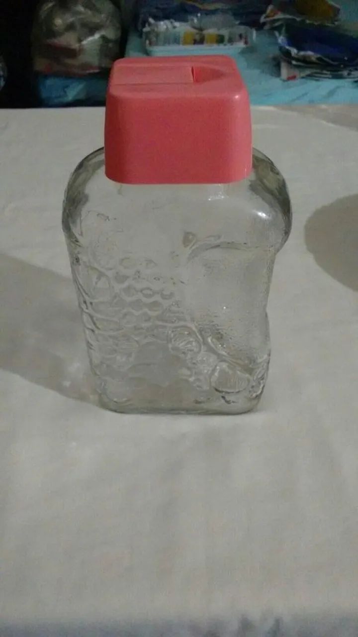 jarra de vidro nova