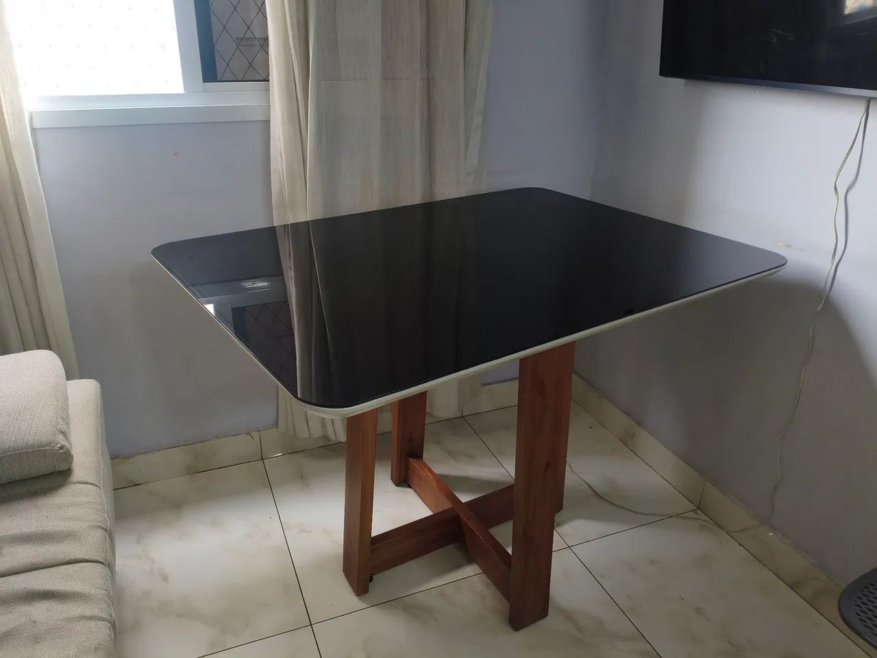Mesa de cozinha com 4 cadeiras  - Foto 3