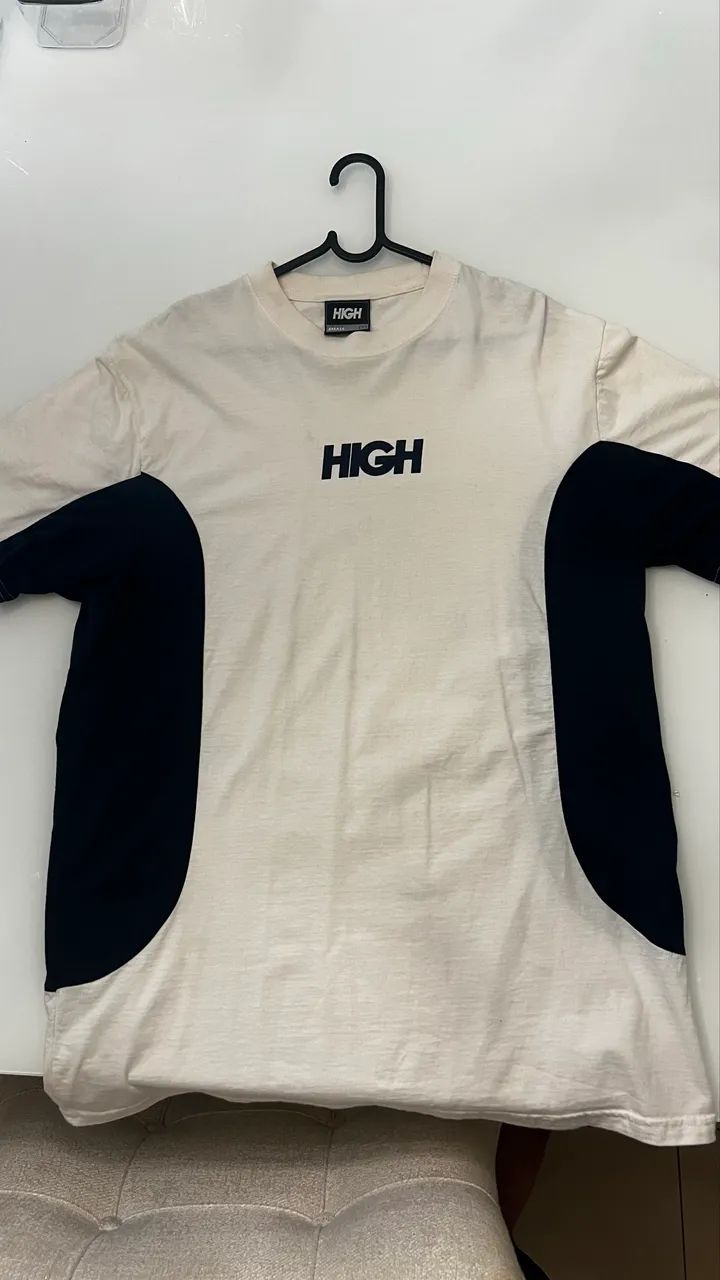 Camiseta High