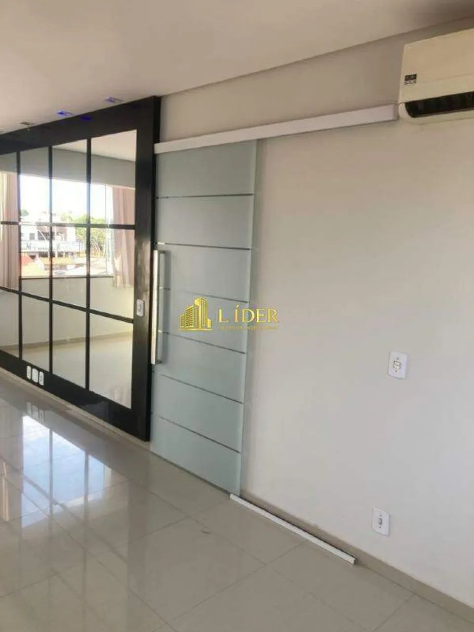 LINDO APARTAMENTO NO SANTA MÔNICA - Foto 3