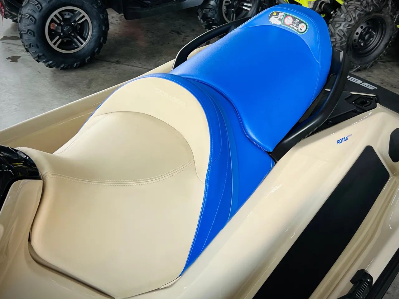 JETSKI SEA DOO WAKE 170  ANO 2025 - Foto 6