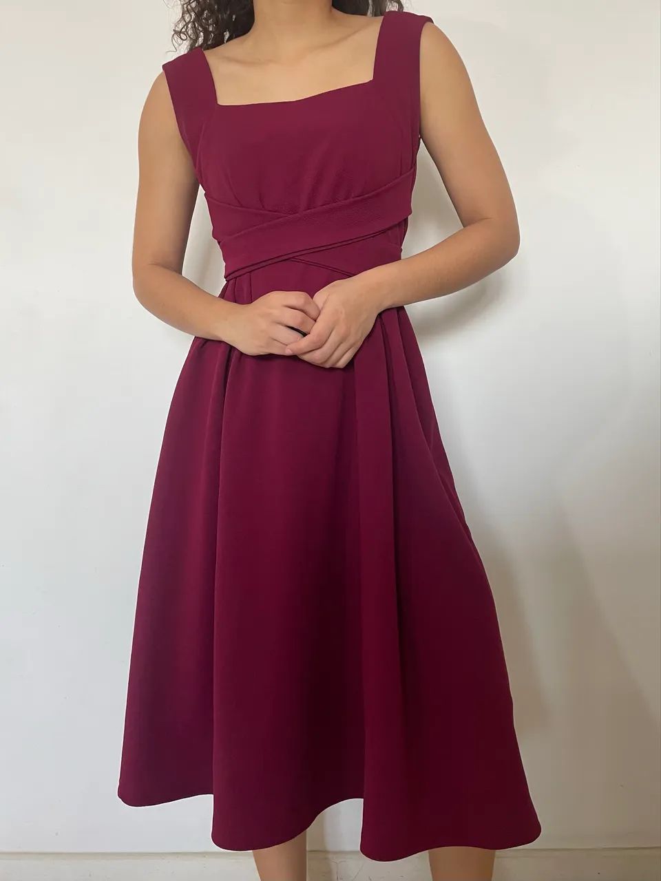 Vestido Curto Vermelho TAM P - Foto 2
