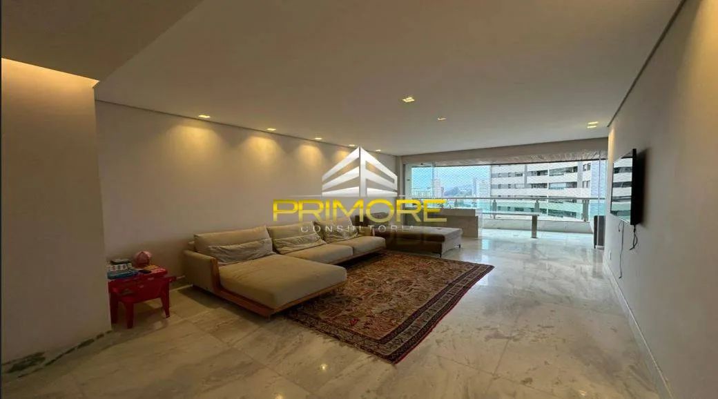 Vendo apartamento 3 quartos, 162 m2, prédio com salão de festas. - Foto 2