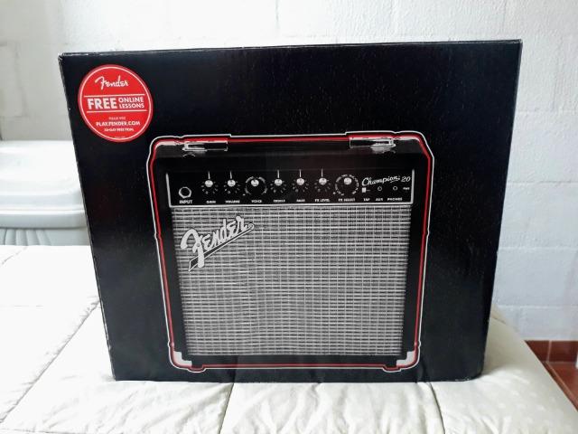 Fender Champion 20 Guitar Combo Amp Preto (novo) - Foto 2