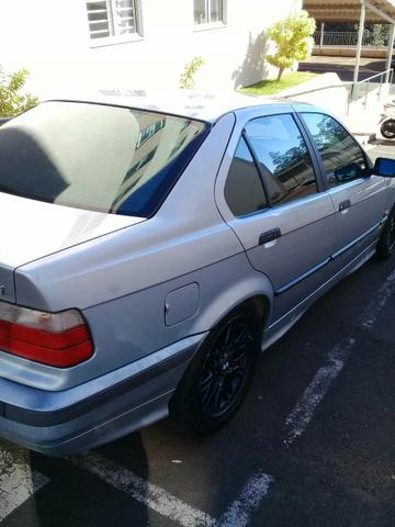 BMW 325 IA Regino - Foto 9