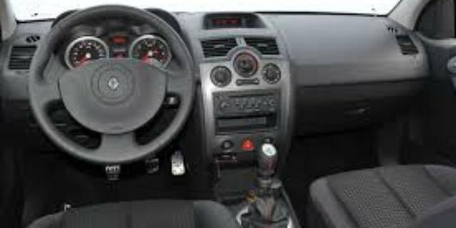 Renault megane completo muito top so pra que gosta - Foto 2