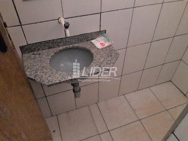 Casa para alugar com 3 dormitórios em Santa mônica, Uberlândia cod:862190 - Foto 11
