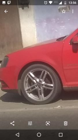 Vendo ou troco por roda original do golf