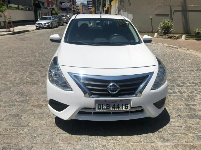 Nissan Versa 1.6 SV Aut