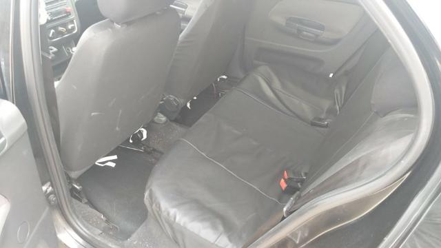 Novo Voyage 1.0-Flex-2012/2013-Preto- R$21.000 - Foto 4