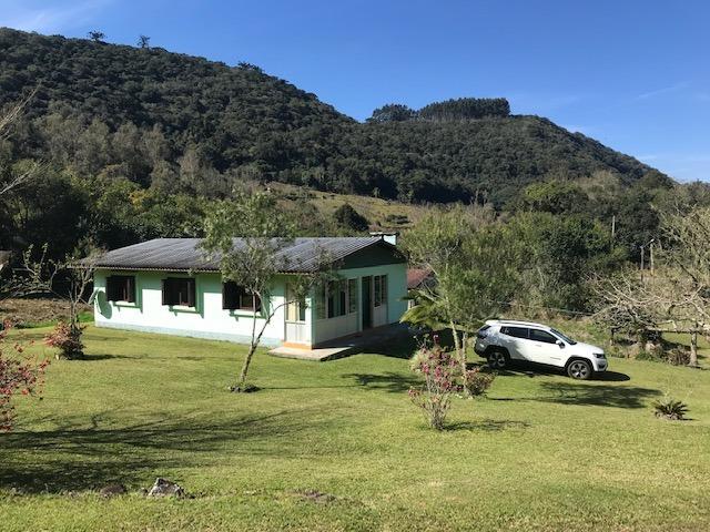 Chácara com casa a 22 km da cidade de Caxias do Sul