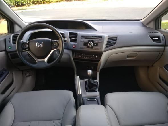 Honda Civic Sedan LXS 1.8/1.8 Flex 16V Mec. 4p - Foto 4