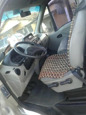 Troco ou vendo uma vam master 2.5 16 lugares lugar - Foto 4