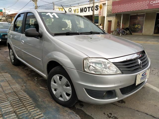 Renault Logan Expression Hi-Flex 1.0 16V 4p - Foto 3