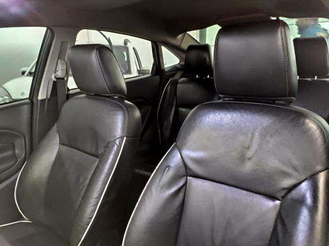 FORD NEW FIESTA SEDAN SE 1.6 16V 4 P. (FLEX) - Foto 12