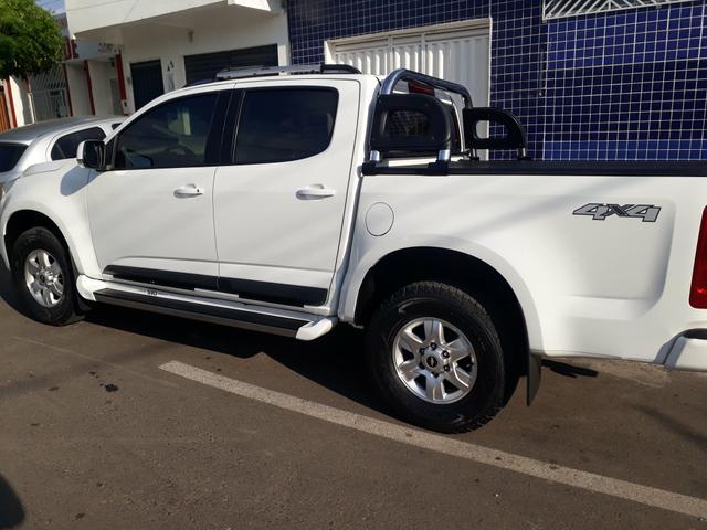Vendo uma S10 LT extra bem conservada,2013/2013 - Foto 2