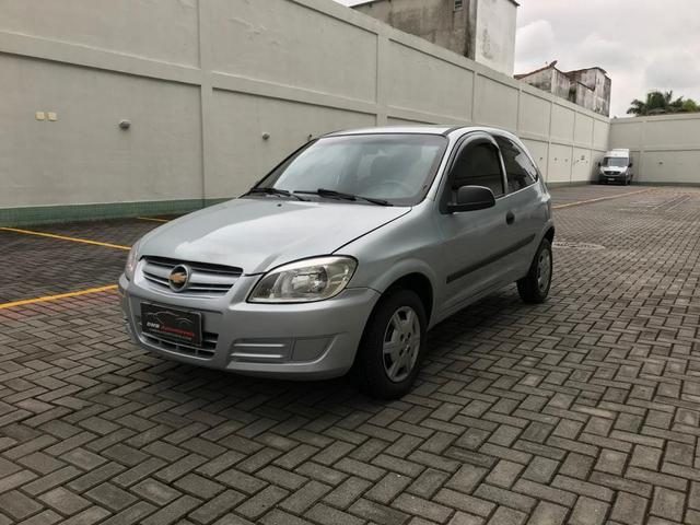 Chevrolet Celta com Ar-condicionado - Entrada + 390 por mês