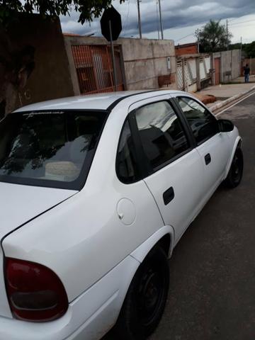 Vendo classic 2010 ar e direção - Foto 9