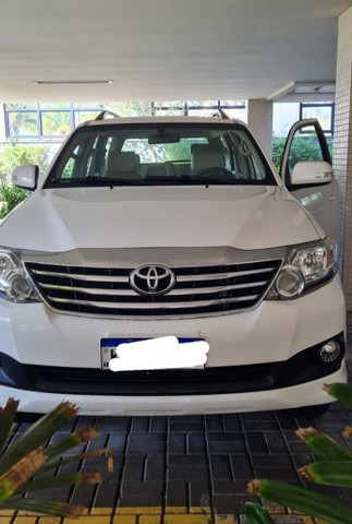 VENDO HILUX SW4 2015