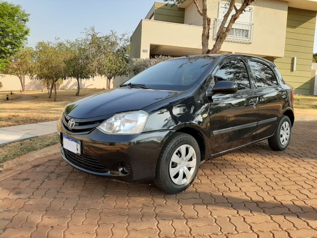 TOYOTA ETIOS 2013/2013COMPLETO FLEX