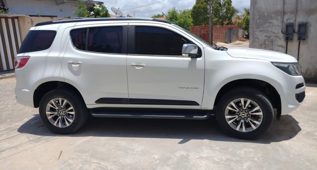 CARRO TRAILBLAZER
