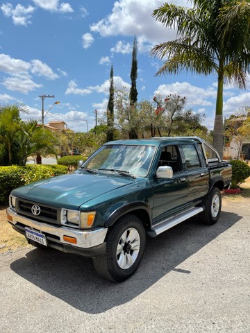 TOYOTA HILUX SR5 2001/01 DIESEL 4X4