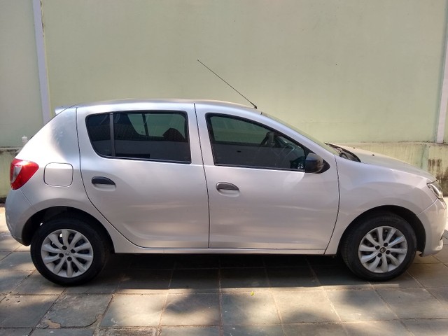 VENDO SANDERO 2015/2016