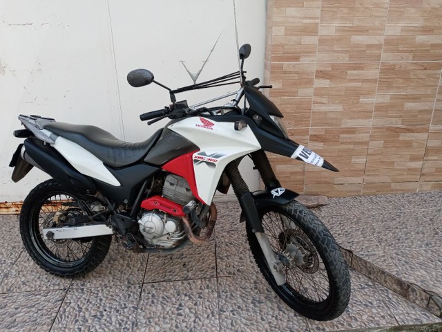 VENDO OU TROCO XRE 2013