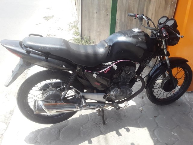 VENDO MOTO 2009