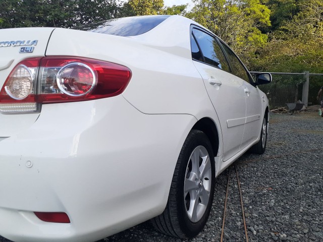 VENDO COROLLA 1.8 2014 EM PERFEITO ESTADO E BAIXO KM