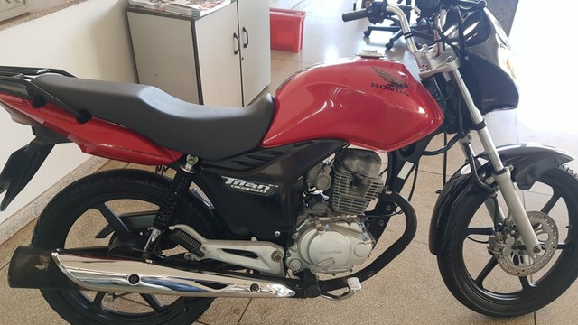 TITAN EX