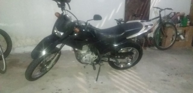 MOTO NX