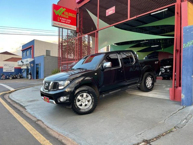 FRONTIER PLATINUM 4X4 2.5 2014 TB DIESEL AUTOMÁTICA