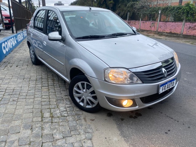 RENAULT LOGAN 2011