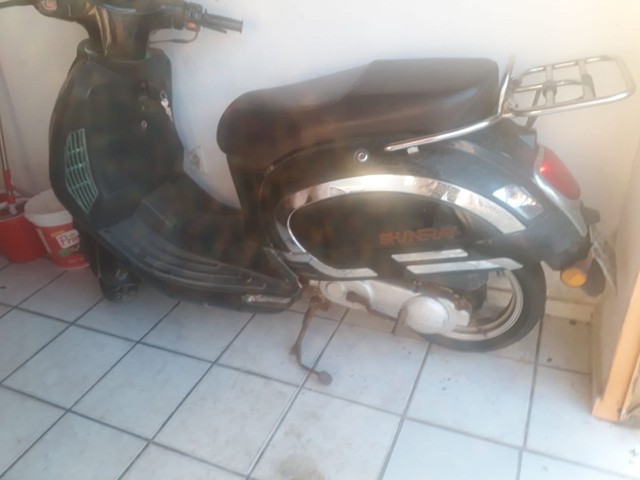 ESCUTER