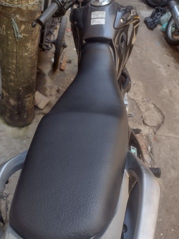 VENDO UMA BROS 150