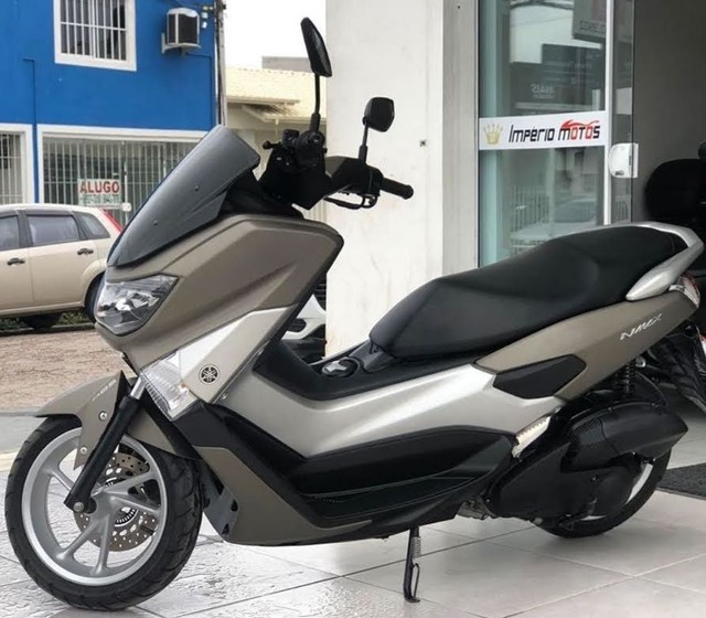 MOTO NMAX SCOOTER