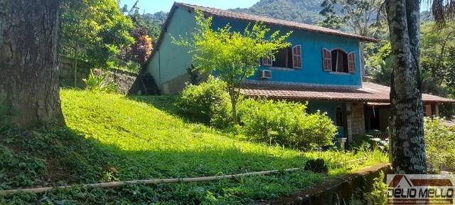 Guapimirim - Casa em Condomínio com Dois Terrenos