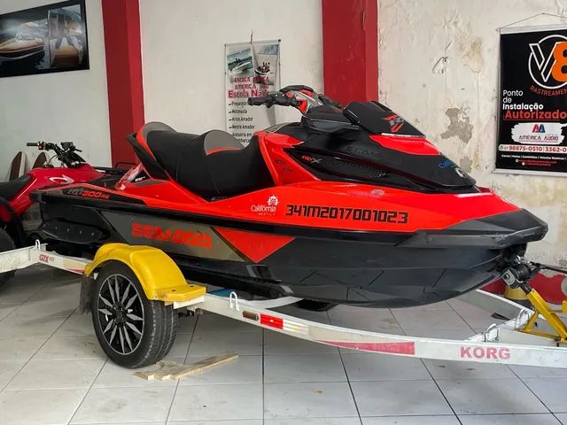 GTA V: É possível transportar JET SKI? 