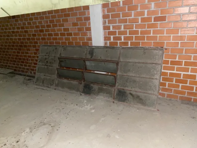 Vendo vitrô ferro 3.30 x 1.00