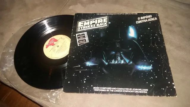LP vinil Star Wars: O Império Contra-Ataca. Ano 1980.