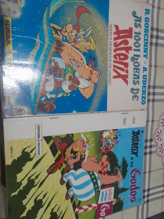 Quadrinhos Asterix - As 1001