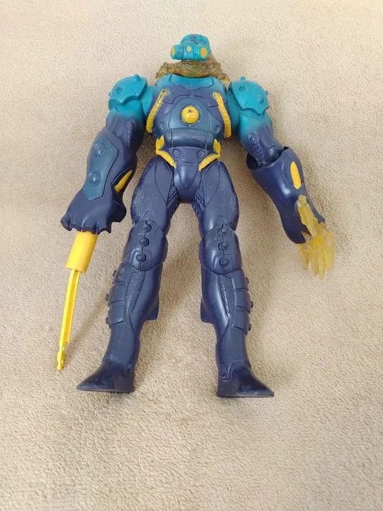 Boneco Toxzon