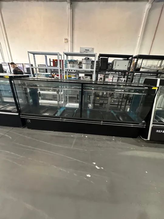Balcão açougue gancheira 3M refrimate 